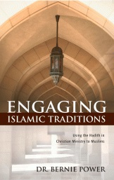 9780878084913 Engaging Islamic Traditions