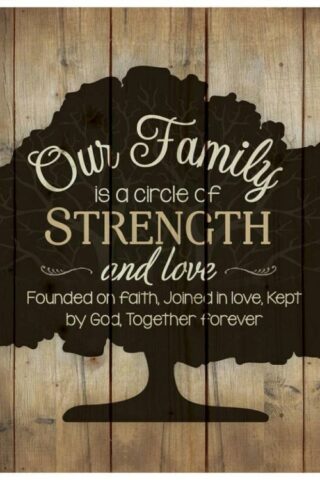 656200184523 Our Family Pallet Art (Plaque)